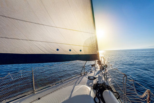 4 Tips To Avoid Sea Sickness While Sailing On A Yacht